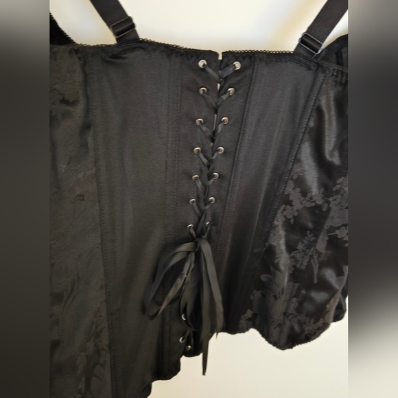 Intimate Attitudes vinatge black floral tie back front hopk corset | size 40 - Picture 8 of 9